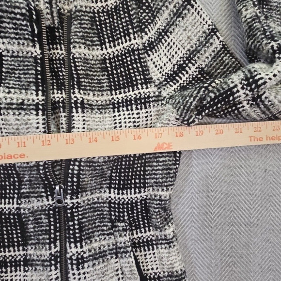 Lucky Brand Black Plaid Moto Knit Sweater Women's Size Medium Jacket Harper Y2K - Picture 15 of 16